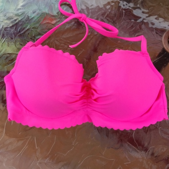 Victoria's Secret bikini top - Picture 1 of 5